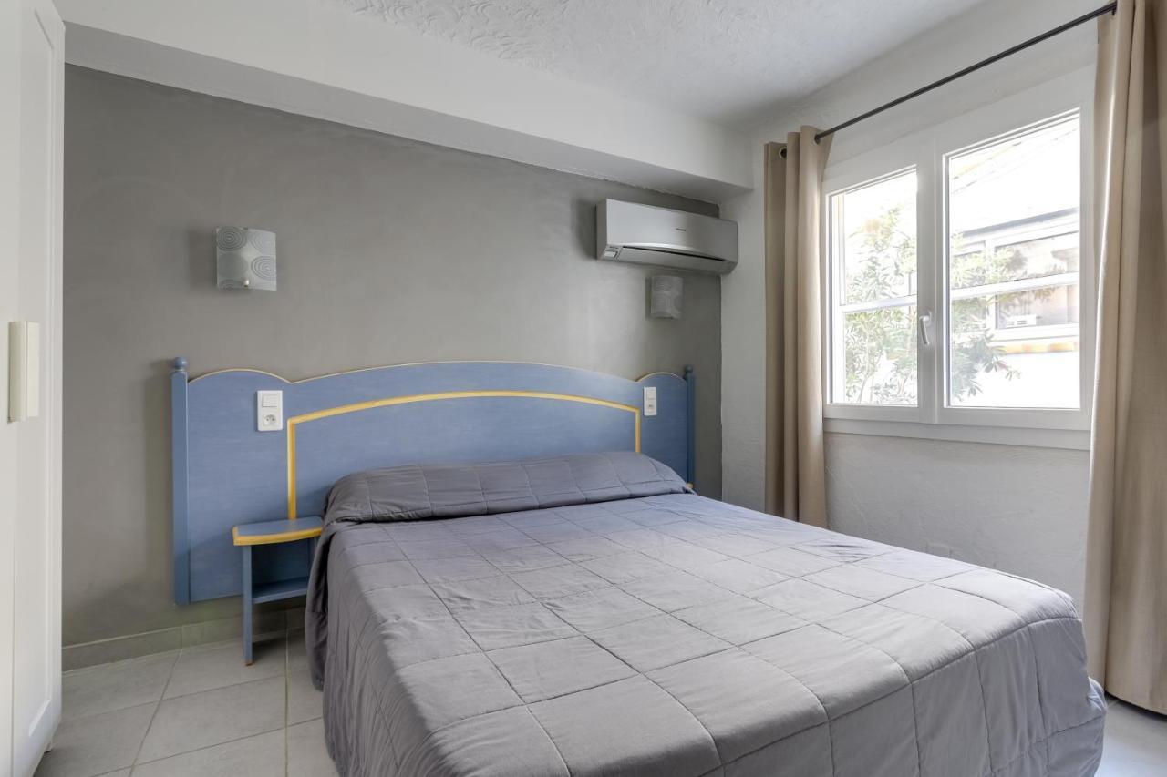 Hotel Les Palmiers En Camargue แซ็งต์-มารี-เดอ-ลา-แมร์ ภายนอก รูปภาพ